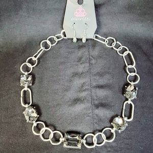 NWT Paparazzi - "Urban District"- Silver Hematite Necklace